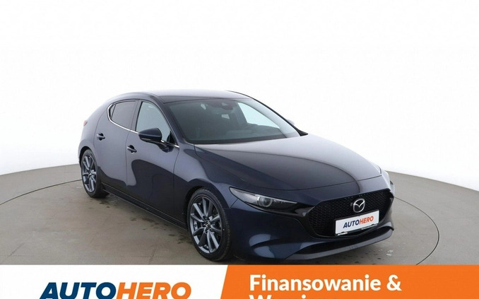 Mazda 3 cena 77900 przebieg: 86470, rok produkcji 2019 z Przeworsk małe 352